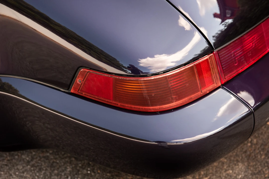 1993 Porsche 964 Carrera 4 - Image 20 of 31