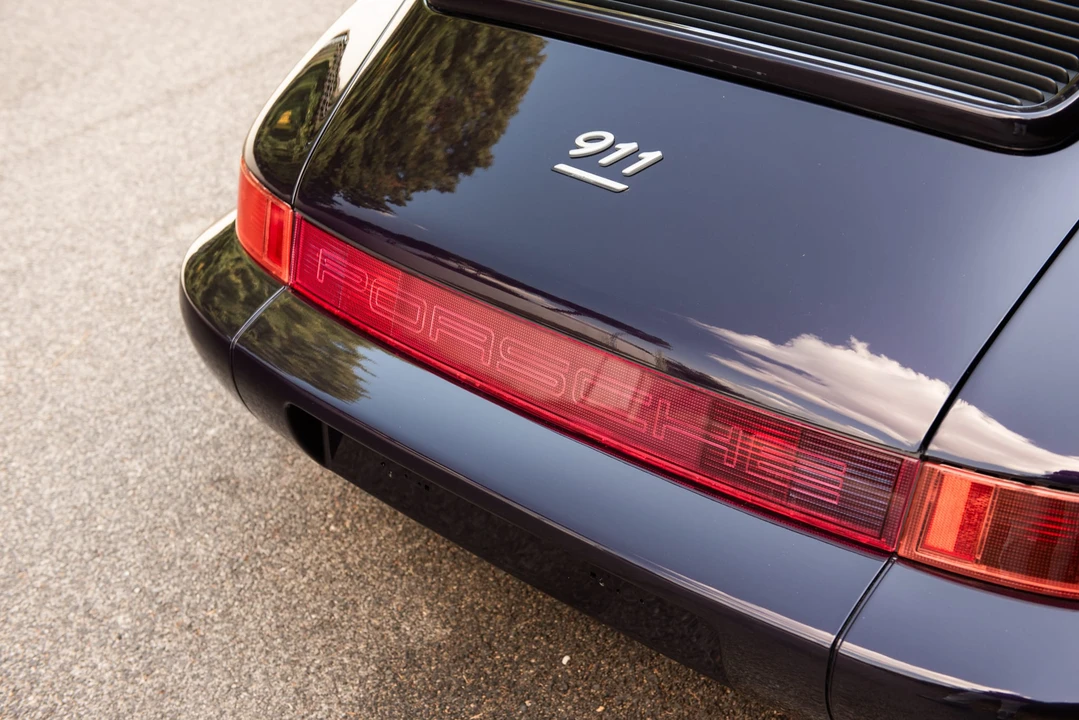 1993 Porsche 964 Carrera 4 - Image 22 of 31