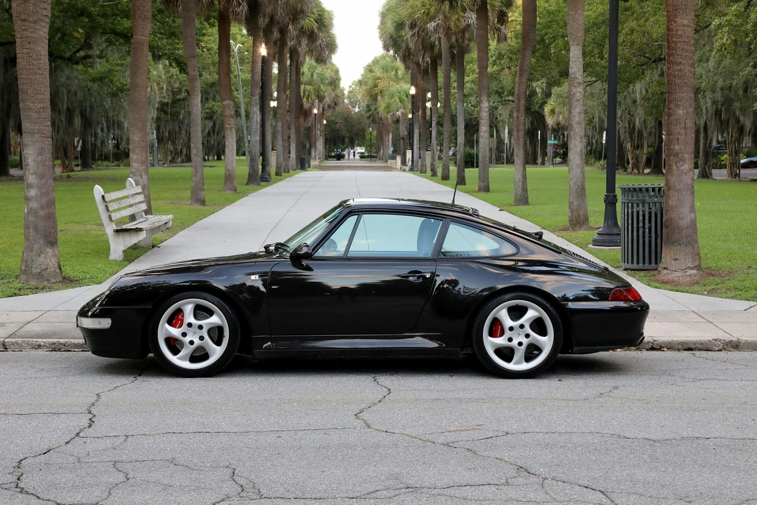 1995 Porsche 993 Carrera 4S - Image 15 of 31
