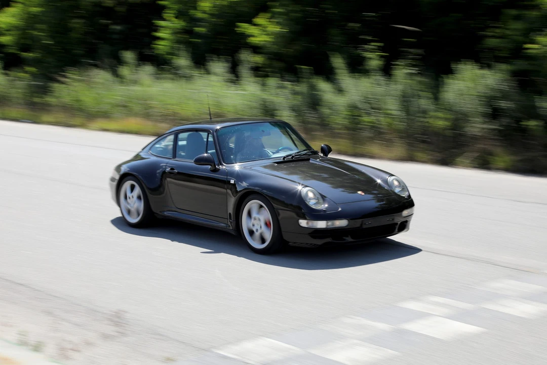1995 Porsche 993 Carrera 4S - Image 2 of 31