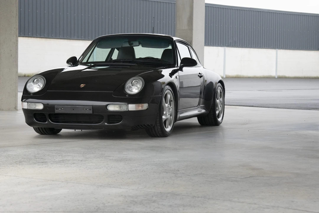 1995 Porsche 993 Carrera 4S - Image 18 of 31