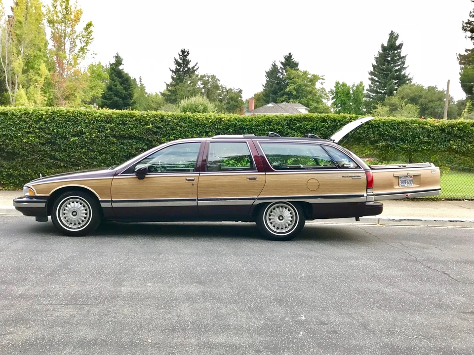 1994 Buick Roadmaster - Image 7 of 31