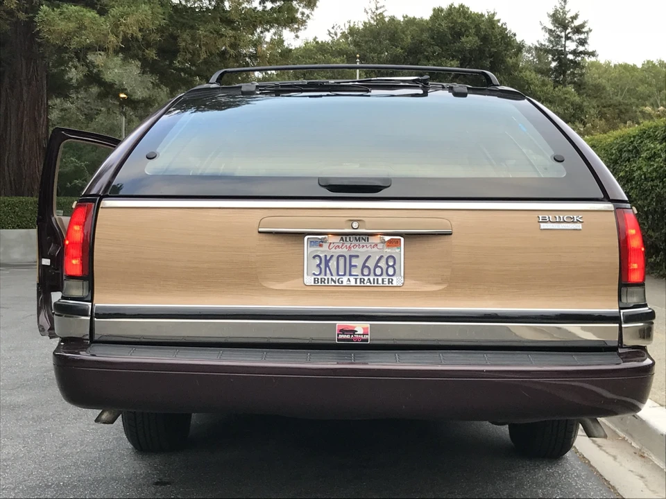 1994 Buick Roadmaster - Image 14 of 31