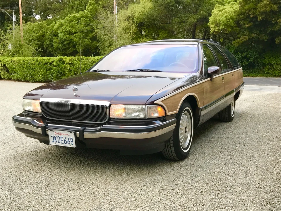 1994 Buick Roadmaster - Image 3 of 31