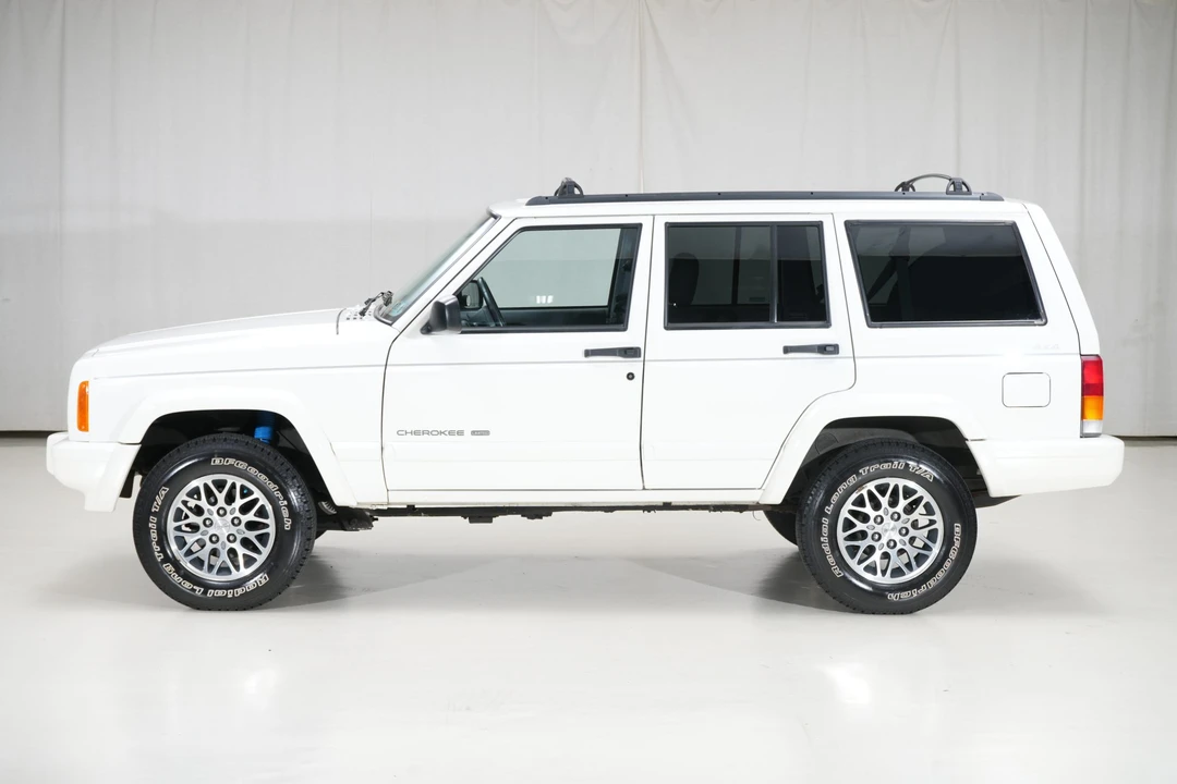 1998 Jeep XJ Cherokee - Image 17 of 31