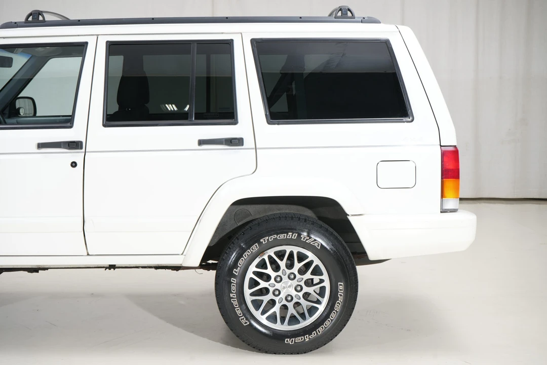 1998 Jeep XJ Cherokee - Image 23 of 31