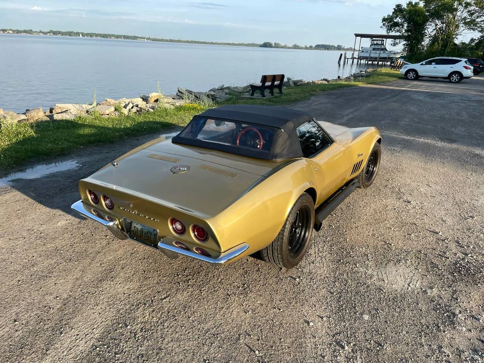 1969 Chevrolet Corvette C3 - Image 3 of 14