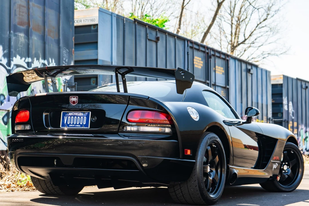2010 Dodge Viper ACR 4th Gen - Image 17 of 31