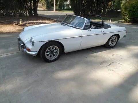 1969 MG B Supercharged