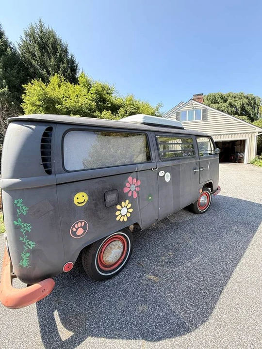 1969 Volkswagen Bay-Window Bus - Image 3 of 9