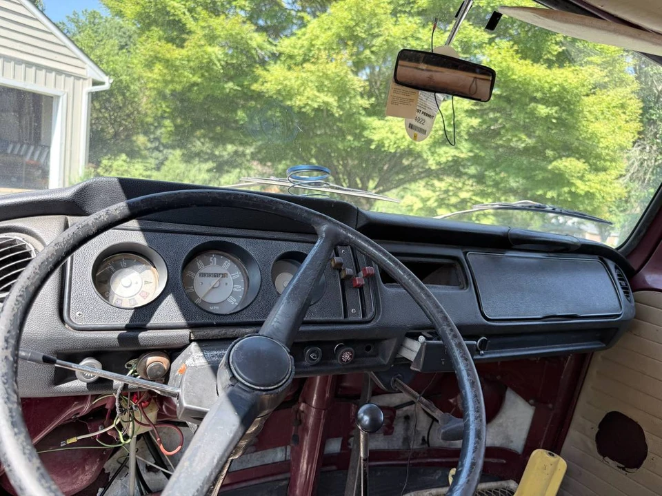 1969 Volkswagen Bay-Window Bus - Image 4 of 9