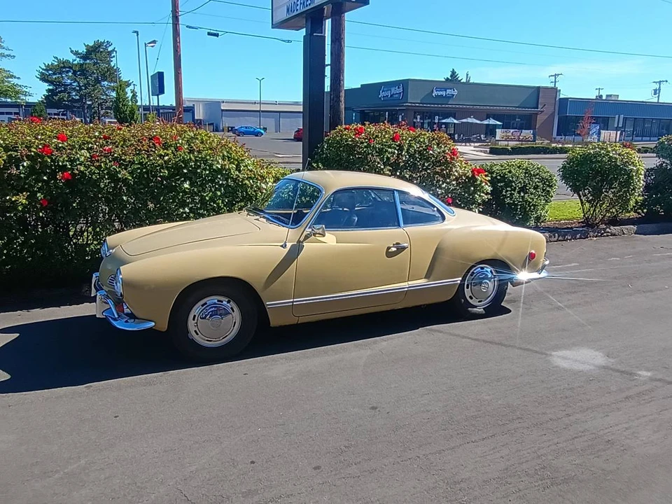 1969 Volkswagen Karmann Ghia - Image 6 of 9