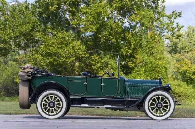 1917 Packard Twelve - Image 4 of 10