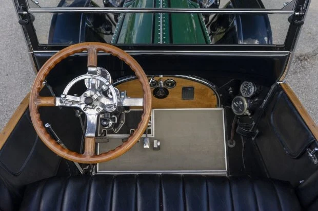 1917 Packard Twelve - Image 6 of 10