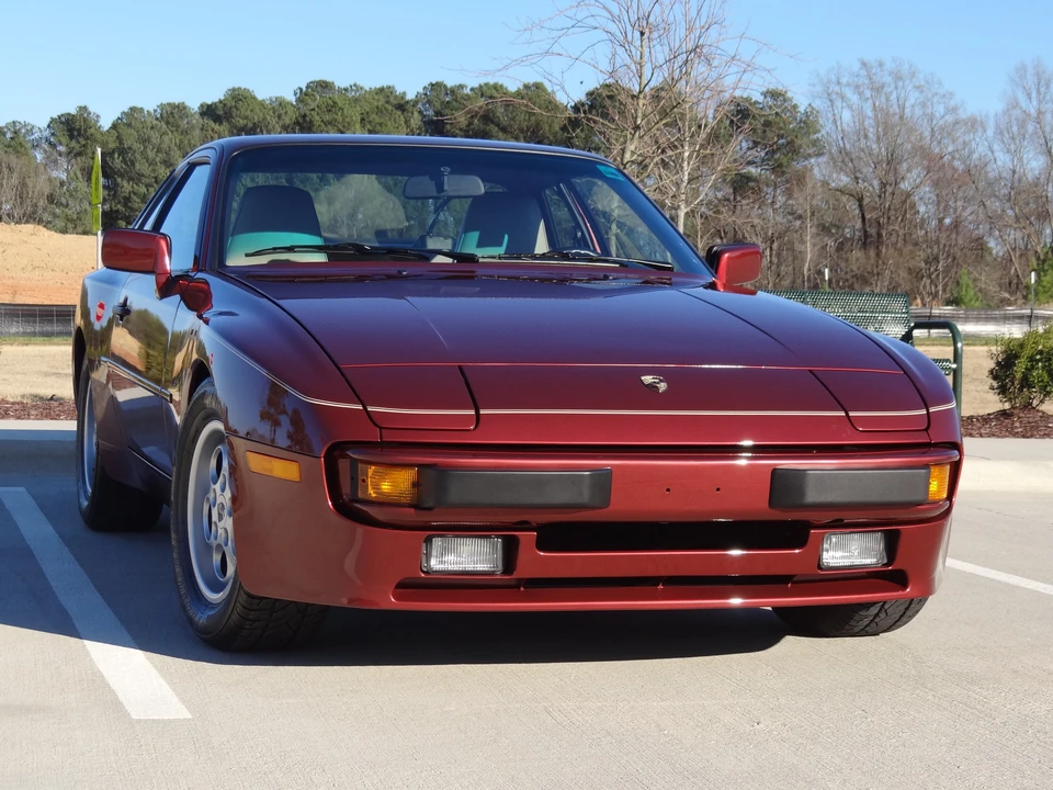 1985 Porsche 944 - Image 5 of 31