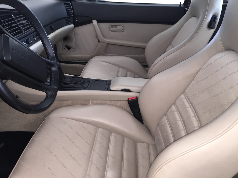 1985 Porsche 944 - Image 27 of 31