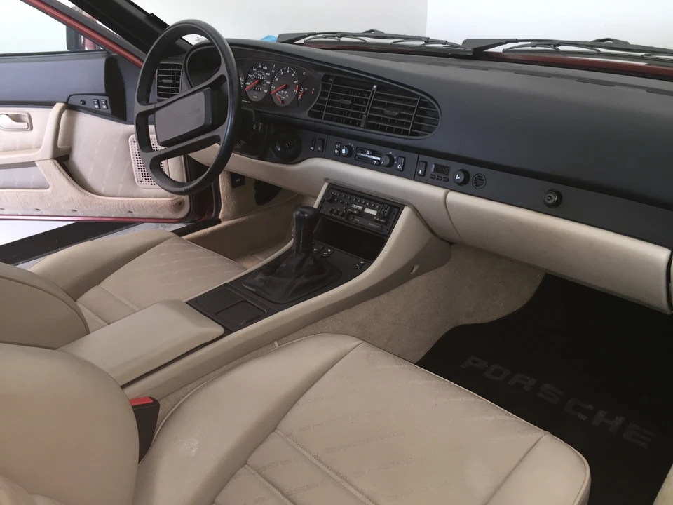 1985 Porsche 944 - Image 26 of 31
