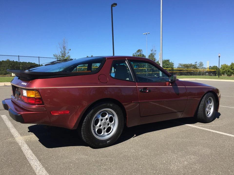1985 Porsche 944 - Image 6 of 31