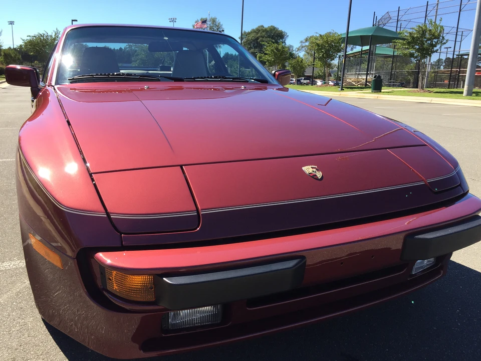 1985 Porsche 944 - Image 8 of 31