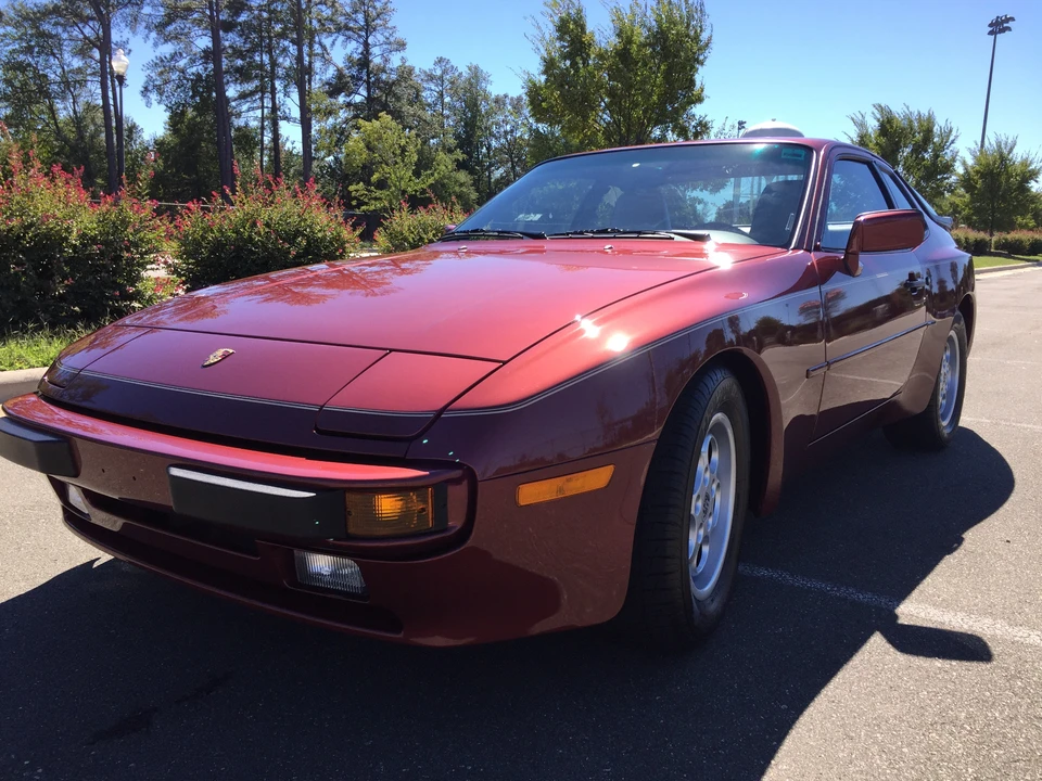 1985 Porsche 944 - Image 9 of 31