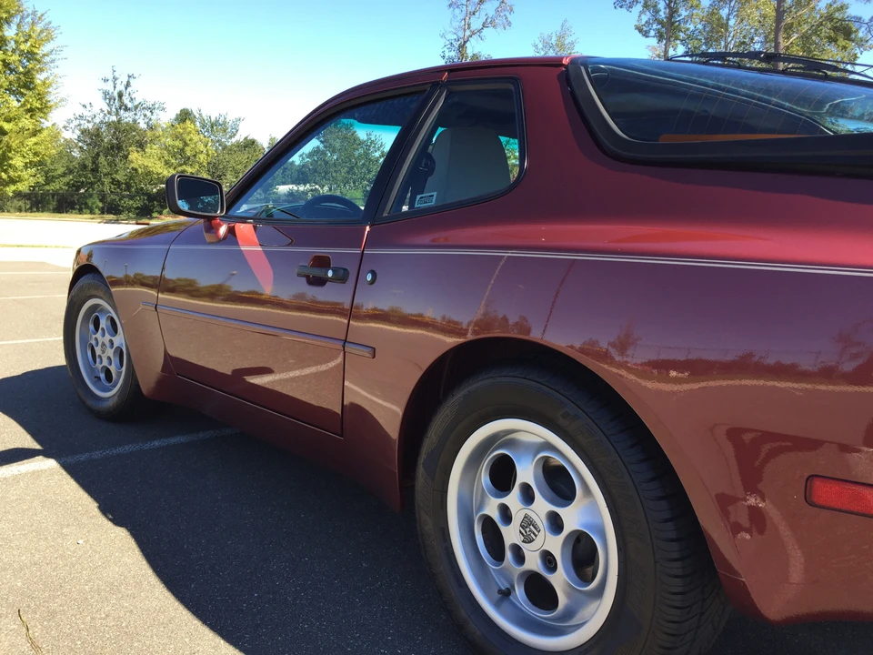 1985 Porsche 944 - Image 14 of 31
