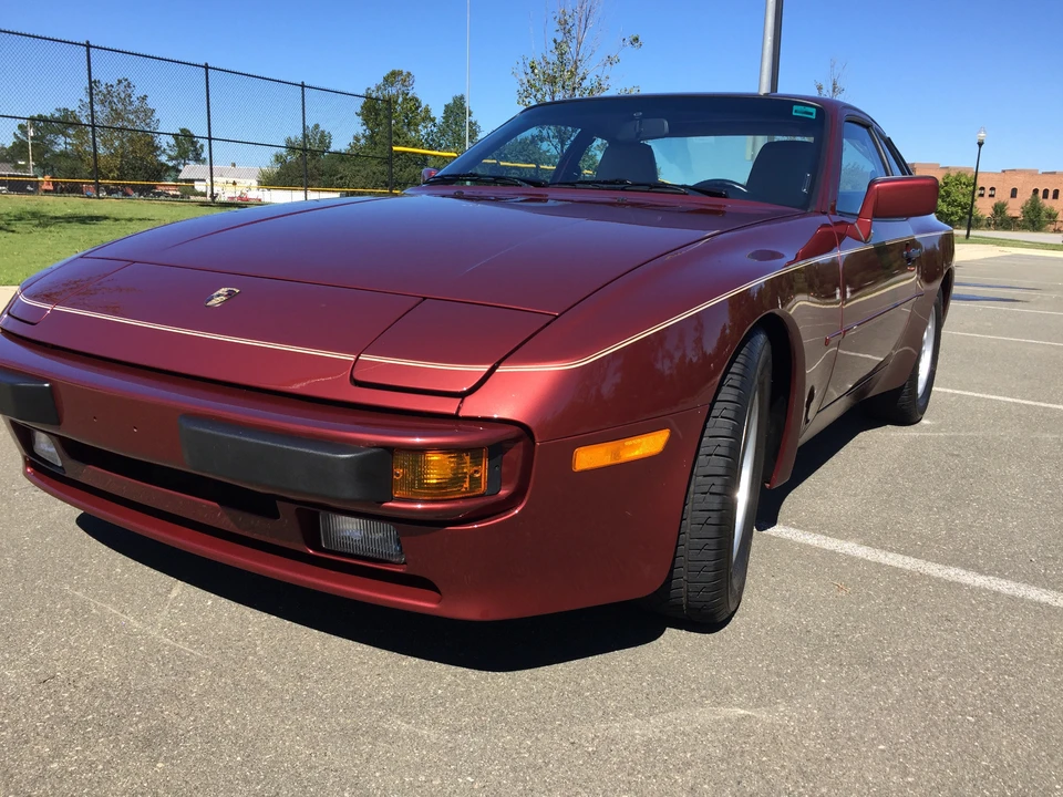 1985 Porsche 944 - Image 11 of 31