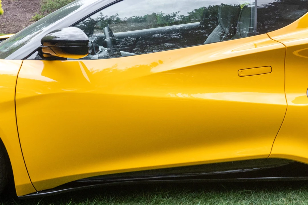 2024 Lotus Emira - Image 24 of 31