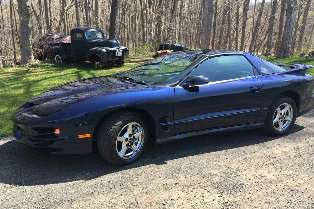 2001 Pontiac Firebird Trans Am 4th Gen - Image 2 of 31