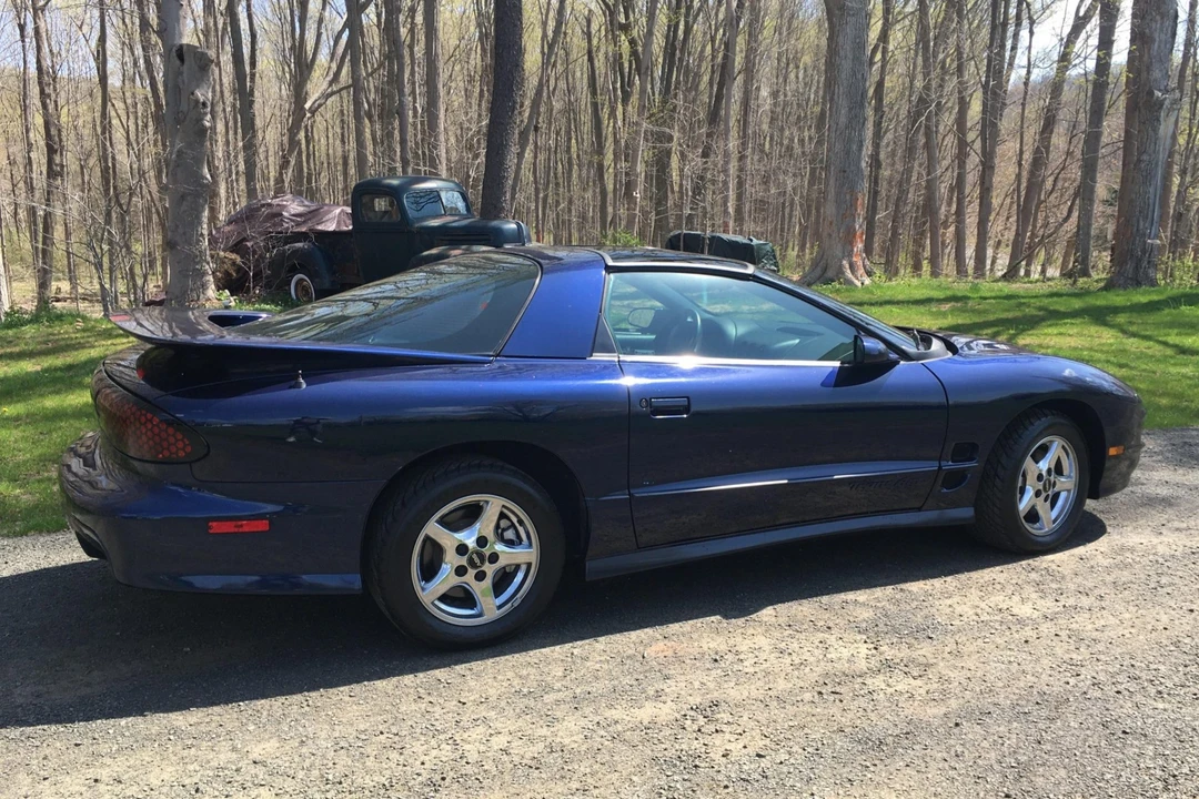 2001 Pontiac Firebird Trans Am 4th Gen - Image 9 of 31
