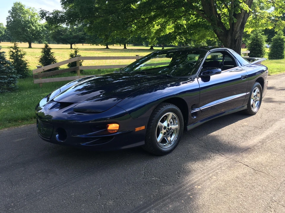 2001 Pontiac Firebird Trans Am 4th Gen - Image 3 of 31