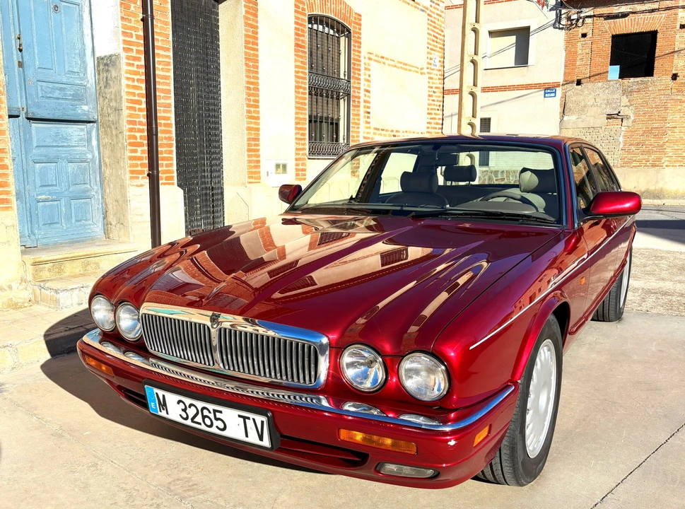 1996 Jaguar X300 XJ - Image 11 of 31