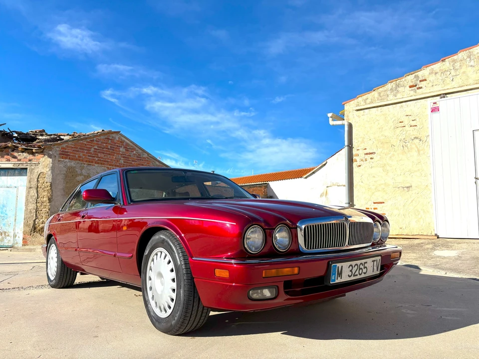 1996 Jaguar X300 XJ - Image 27 of 31