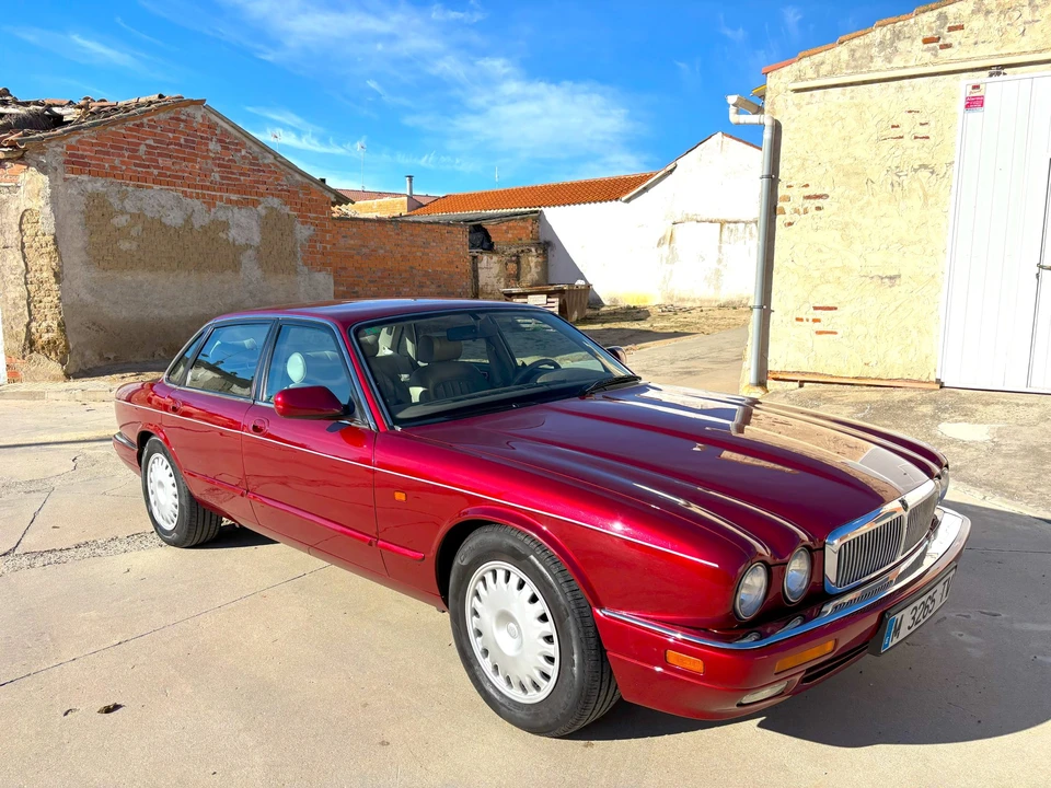 1996 Jaguar X300 XJ - Image 30 of 31