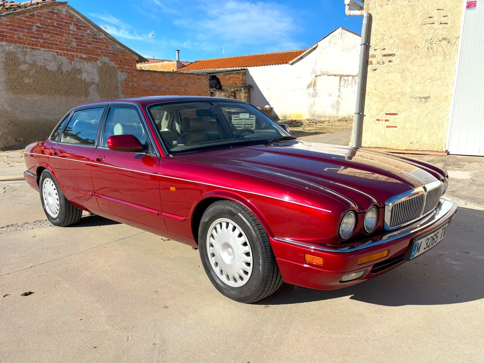 1996 Jaguar X300 XJ - Image 29 of 31