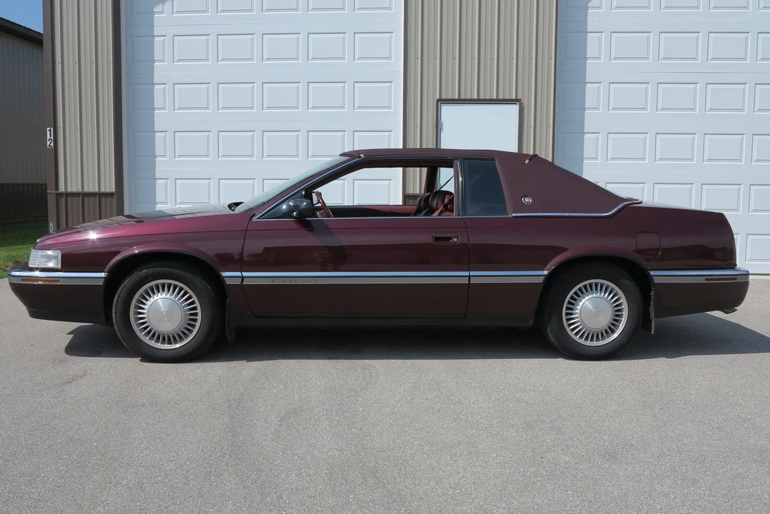 1992 Cadillac Eldorado 12th Gen - Image 5 of 31