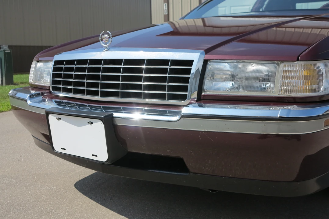 1992 Cadillac Eldorado 12th Gen - Image 13 of 31