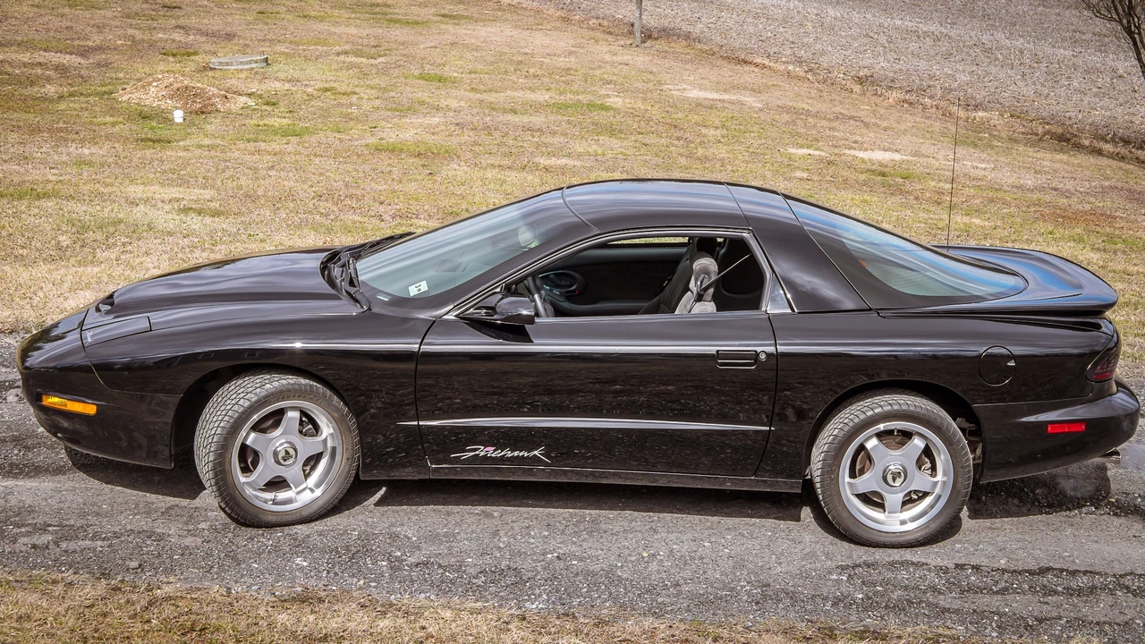 1994 Pontiac Firebird Formula 4th Gen - Image 2 of 31