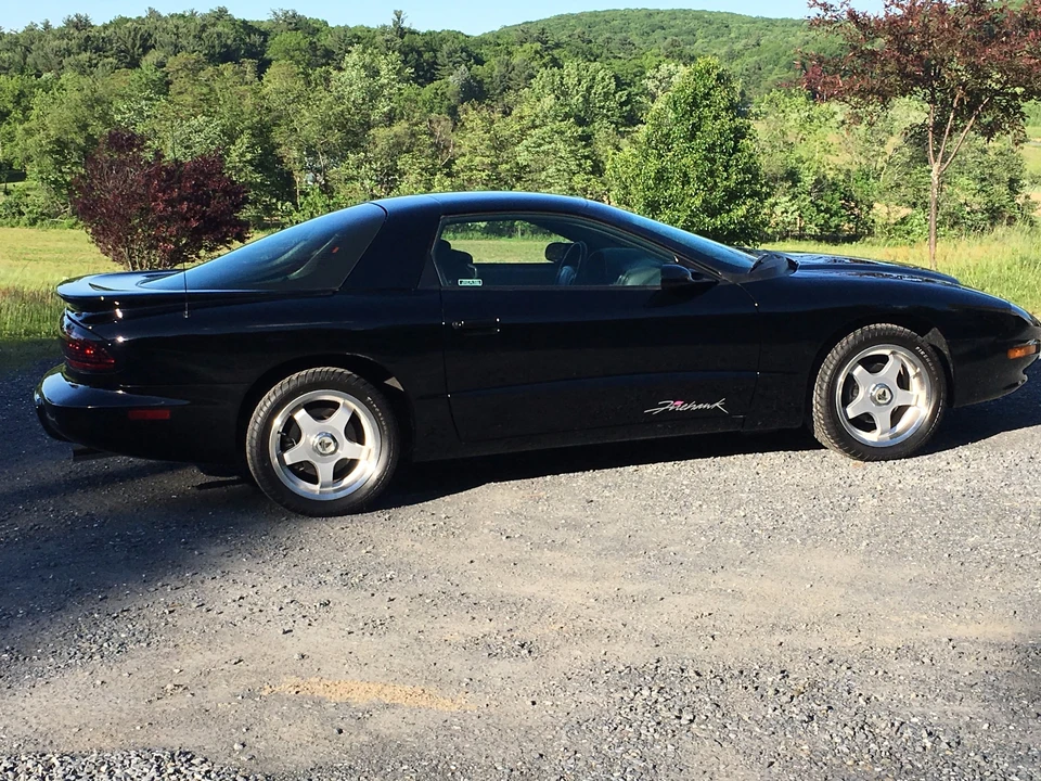 1994 Pontiac Firebird Formula 4th Gen - Image 7 of 31