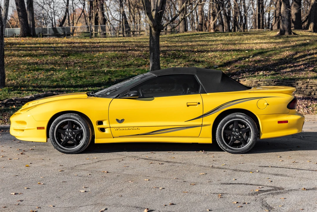 2002 Pontiac Firebird Trans Am 4th Gen - Image 11 of 31