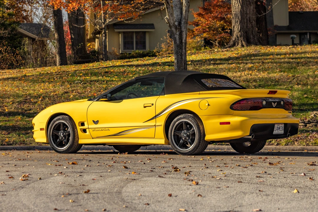 2002 Pontiac Firebird Trans Am 4th Gen - Image 12 of 31