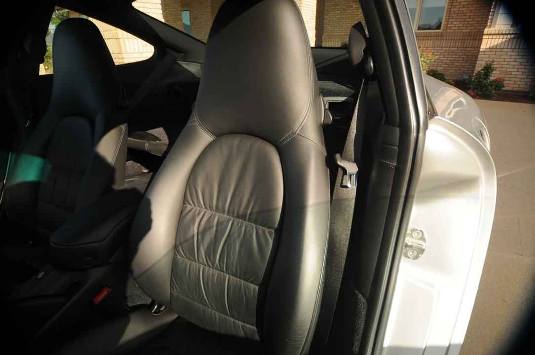 2003 Porsche 996 Turbo - Image 18 of 31