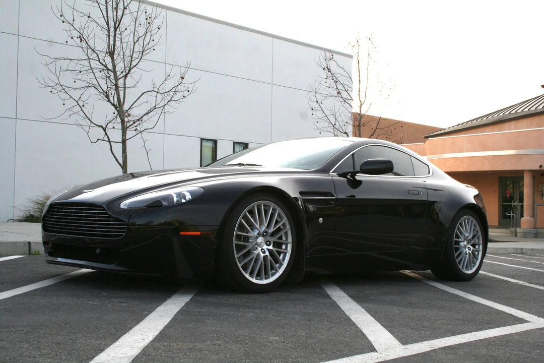 2009 Aston Martin V8 Vantage (2006-2017) - Image 3 of 31