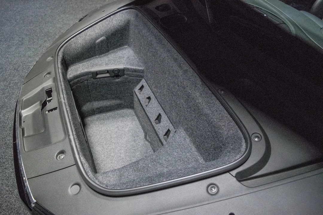2010 Audi 42 R8 - Image 17 of 31