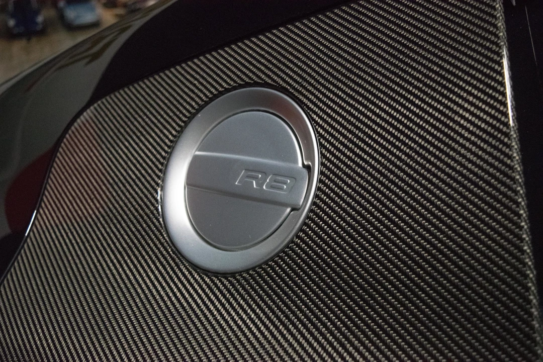 2010 Audi 42 R8 - Image 6 of 31