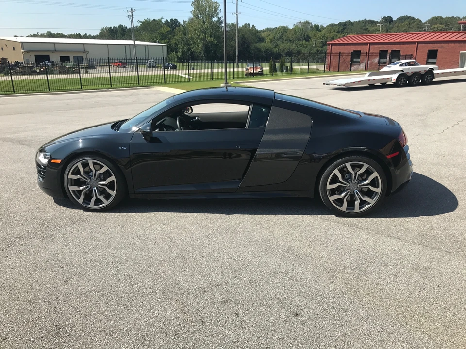 2010 Audi 42 R8 - Image 3 of 31