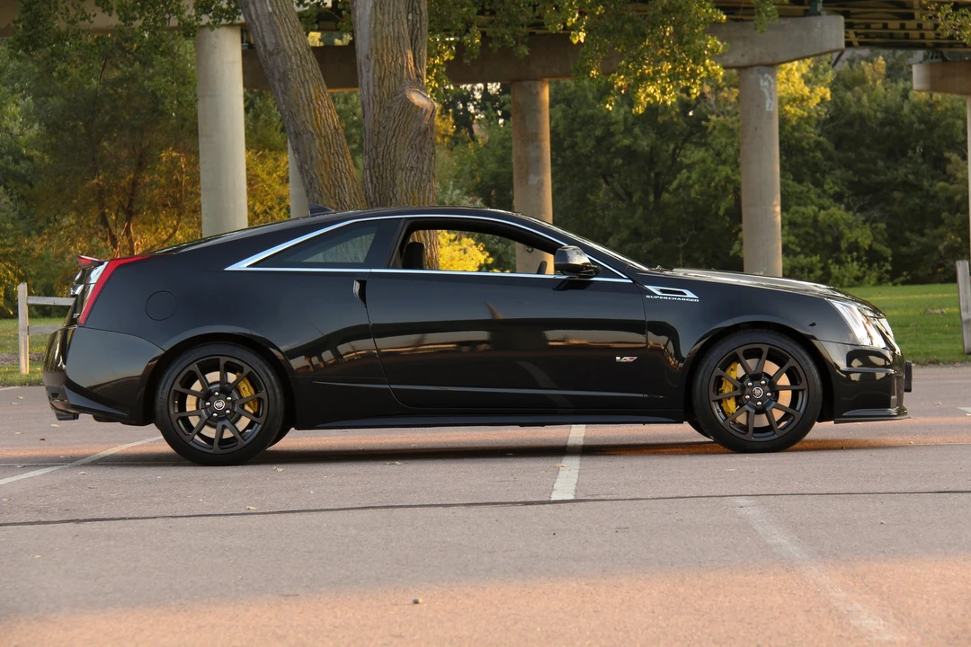 2011 Cadillac CTS-V 2nd Gen - Image 19 of 31