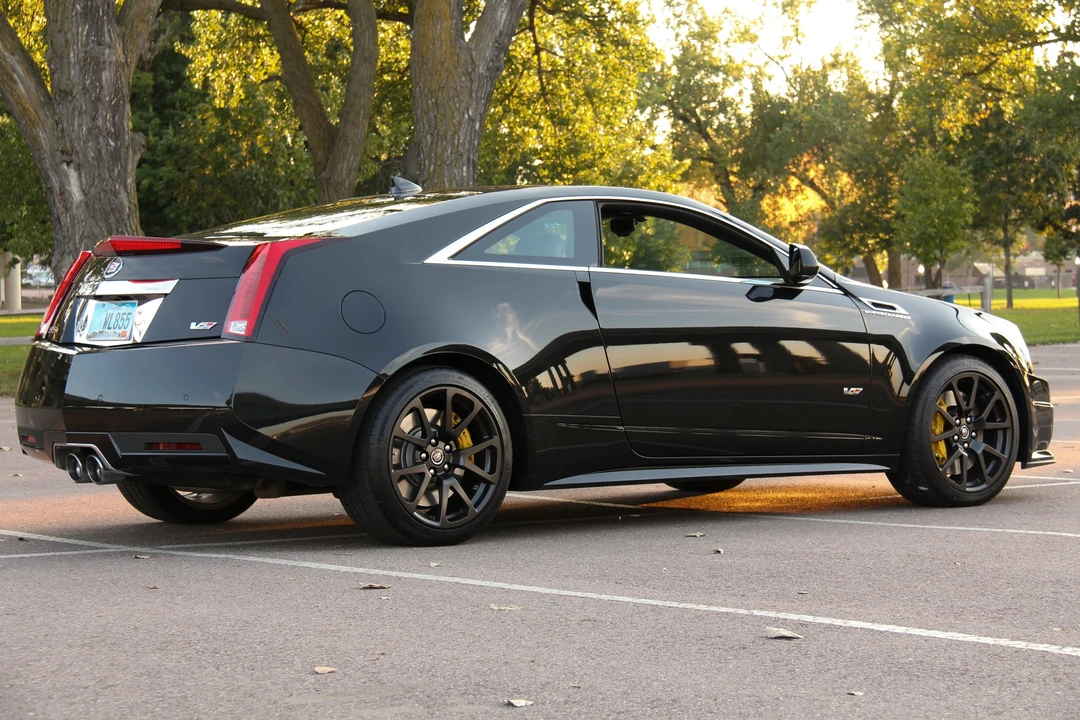 2011 Cadillac CTS-V 2nd Gen - Image 15 of 31
