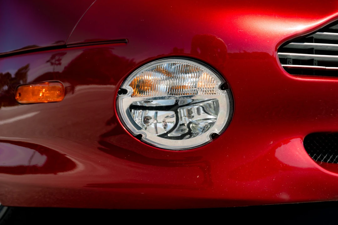 2002 Aston Martin DB7 Vantage - Image 23 of 31