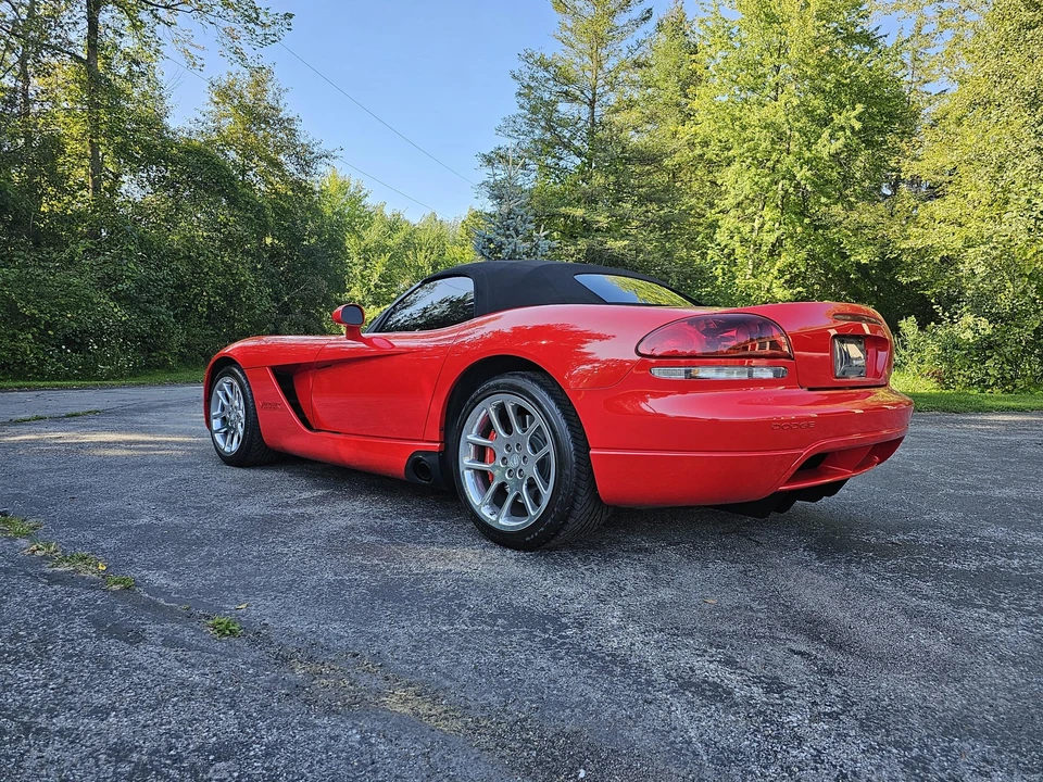 2004 Dodge Viper 3rd Gen - Image 12 of 31