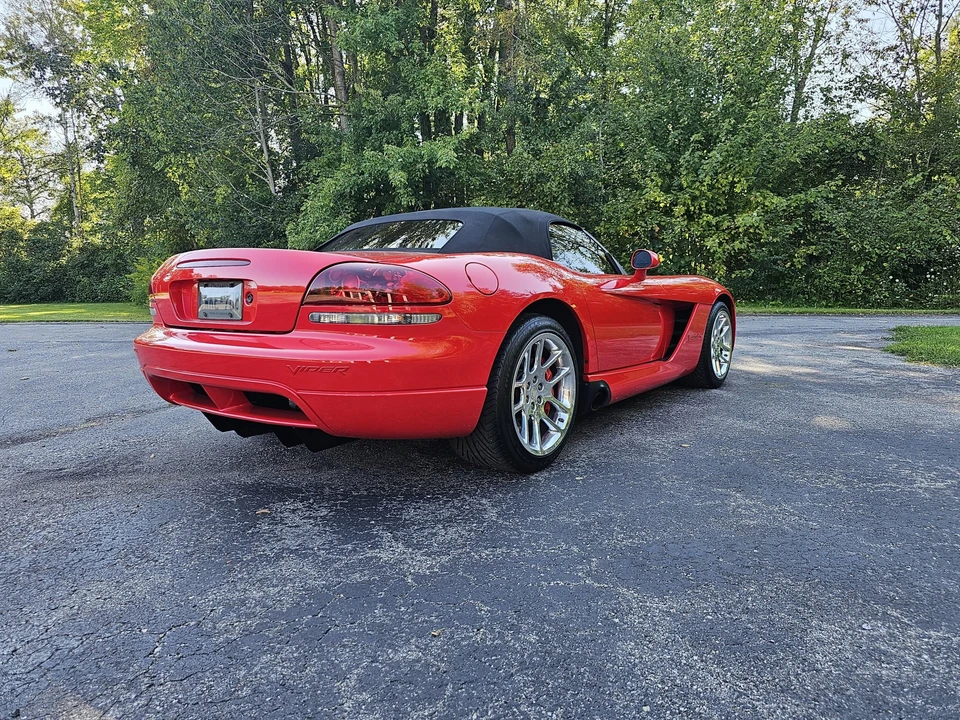 2004 Dodge Viper 3rd Gen - Image 15 of 31